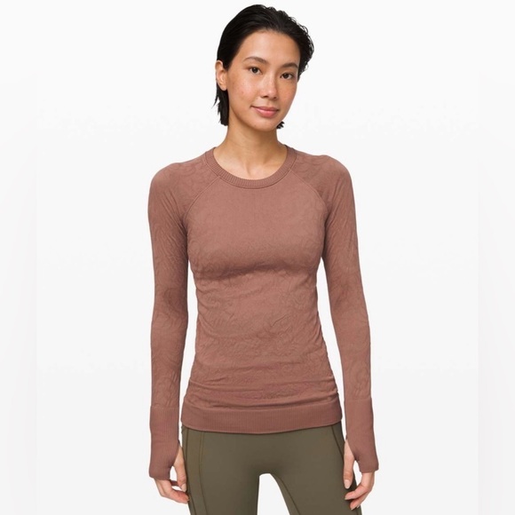 lululemon athletica Tops - Lululemon women’s Rest Less Pullover size 2